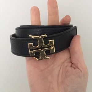 Tory Burch 1” rotating logo reversible skinny belt